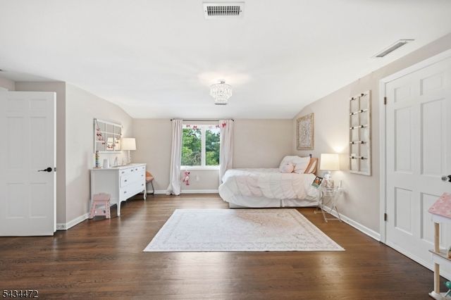 10 Deer Ridge Rd, Bernards Twp., NJ 07920