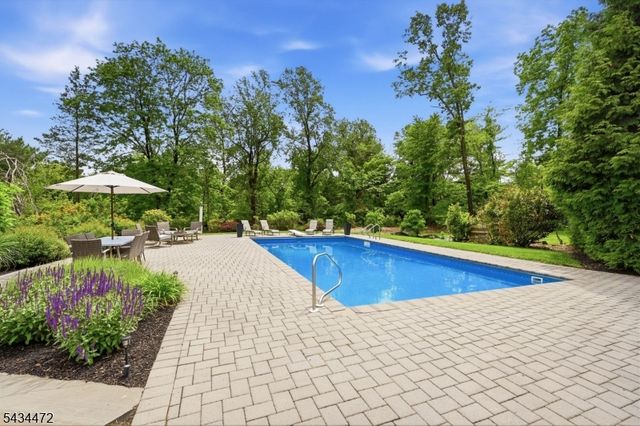 10 Deer Ridge Rd, Bernards Twp., NJ 07920