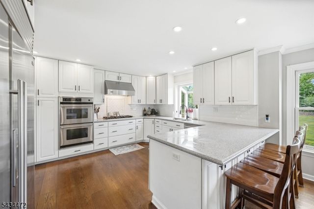 10 Deer Ridge Rd, Bernards Twp., NJ 07920