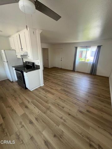 209 W Santa Barbara Street, Santa Paula, CA 93060