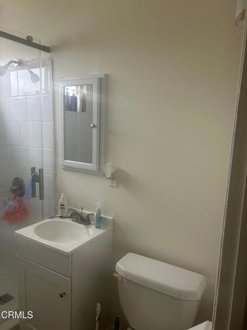 209 W Santa Barbara Street, Santa Paula, CA 93060