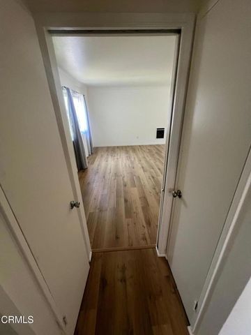 209 W Santa Barbara Street, Santa Paula, CA 93060