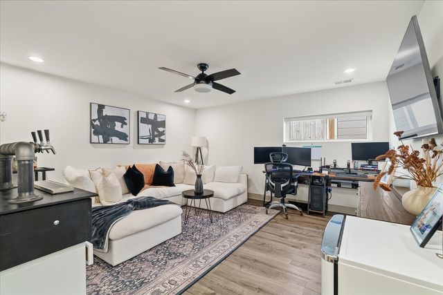 308 Sunliner Dr, Nashville, TN 37209