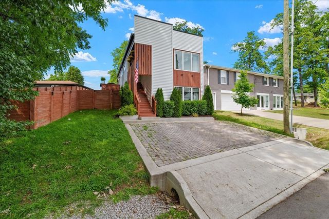308 Sunliner Dr, Nashville, TN 37209