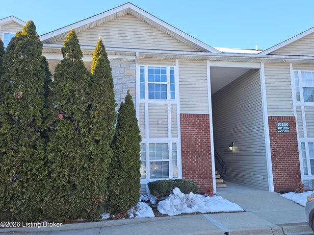 10200 Deer Vista Dr 202, Louisville, KY 40291
