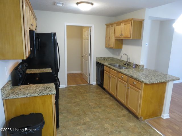 10200 Deer Vista Dr 202, Louisville, KY 40291