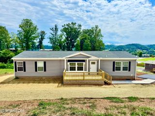 378 Perkey Way, New Tazewell, TN 37825