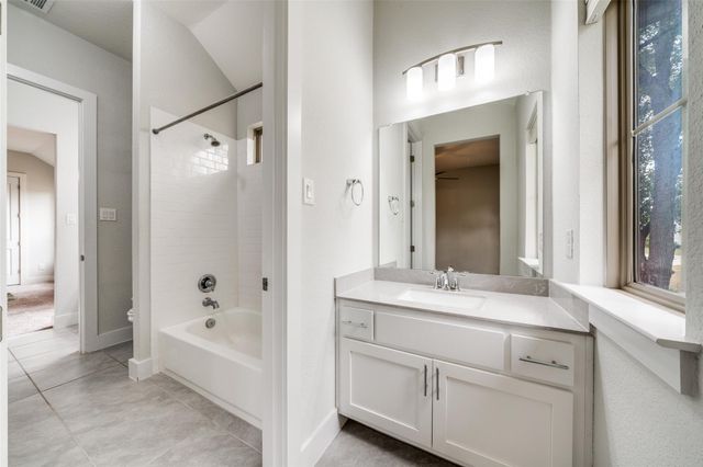 132 Raptor Beak WAY, Cedar Creek, TX 78612