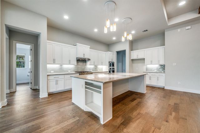 132 Raptor Beak WAY, Cedar Creek, TX 78612