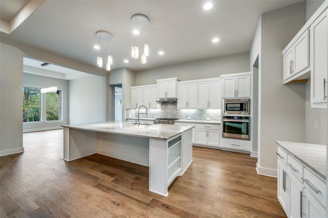 132 Raptor Beak WAY, Cedar Creek, TX 78612