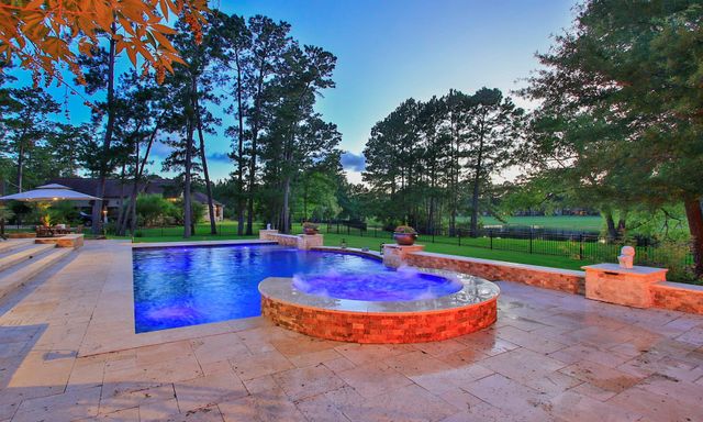 28733 Lakeside Green, Magnolia, TX 77355