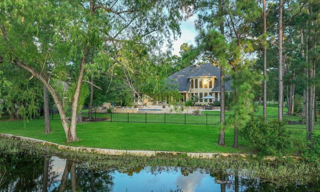 28733 Lakeside Green, Magnolia, TX 77355