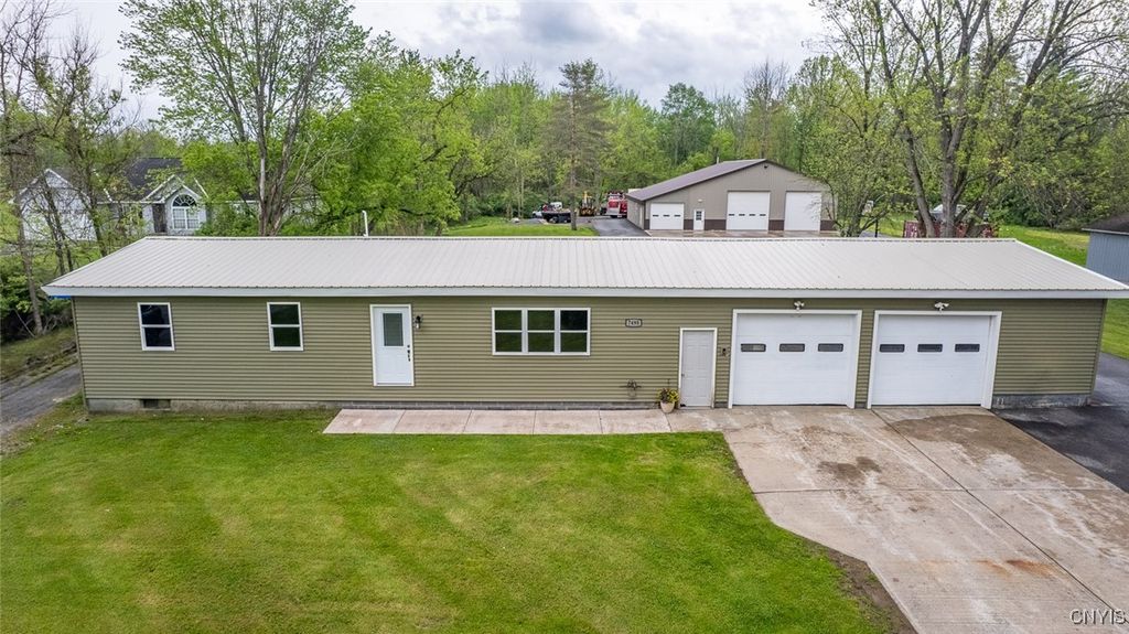 7498 Roberts Street, Lenox, NY 13032