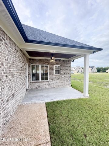3453 Kreunen Street, Nesbit, MS 38651