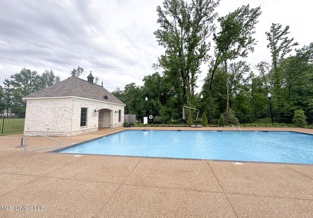 3453 Kreunen Street, Nesbit, MS 38651
