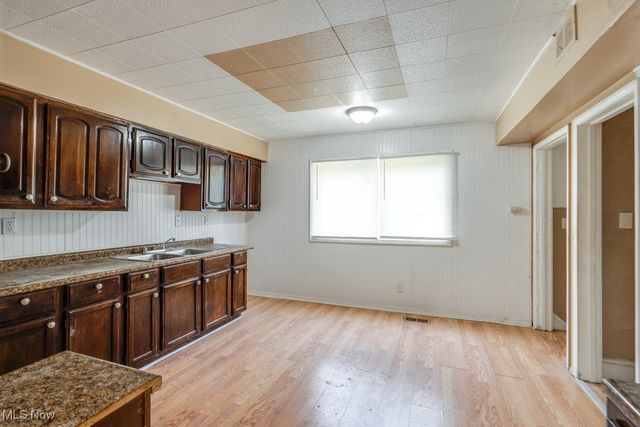 11402 Avon Avenue, Cleveland, OH 44105