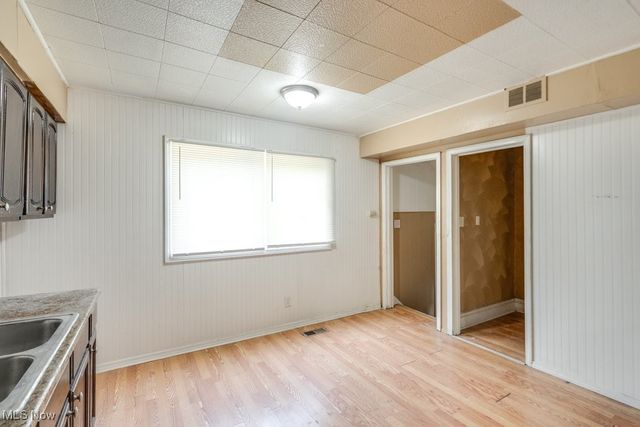 11402 Avon Avenue, Cleveland, OH 44105