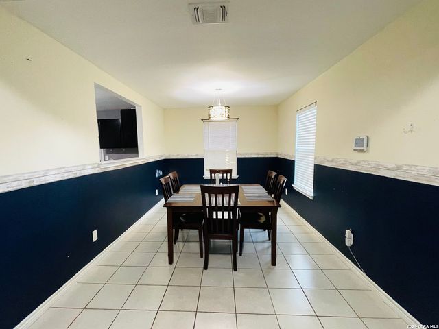 1415 Essex, San Antonio, TX 78210