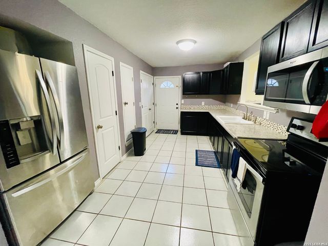 1415 Essex, San Antonio, TX 78210