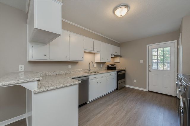 3917 Olive Street B, Bryan, TX 77801