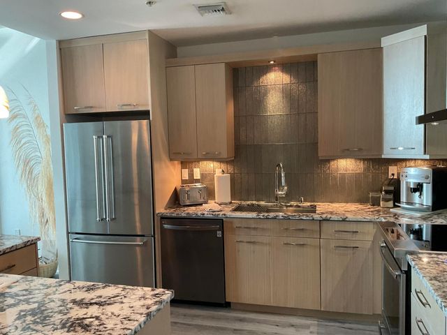 300 S Australian Avenue 328, West Palm Beach, FL 33401