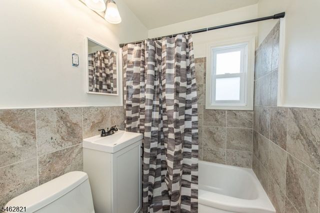 115 Beverly Rd, Bloomfield Twp., NJ 07003