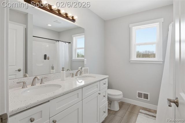 6275 Summerbrooke Circle, Fowlerville, MI 48836