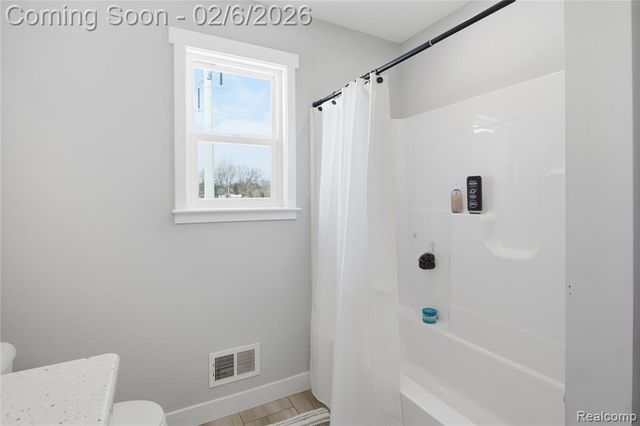 6275 Summerbrooke Circle, Fowlerville, MI 48836