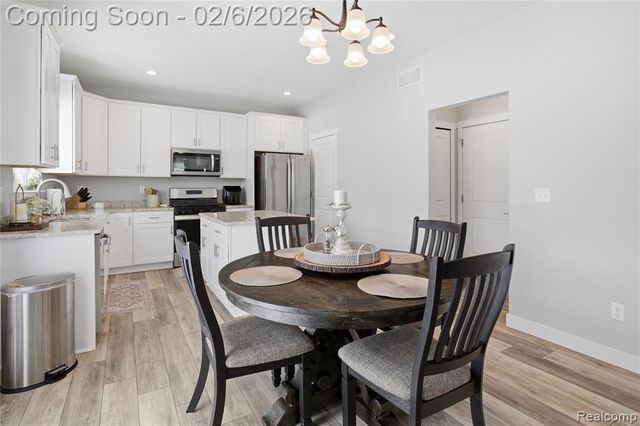 6275 Summerbrooke Circle, Fowlerville, MI 48836