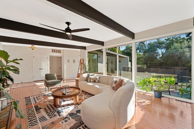 3925 Orangewood Dr, Fair Oaks, CA 95628