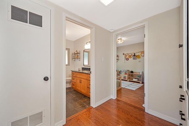 3925 Orangewood Dr, Fair Oaks, CA 95628