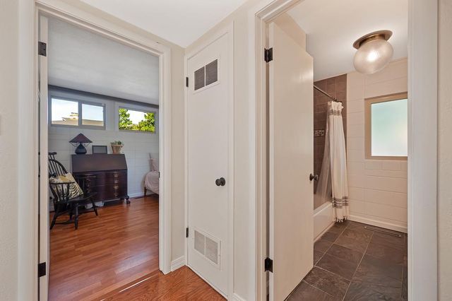 3925 Orangewood Dr, Fair Oaks, CA 95628