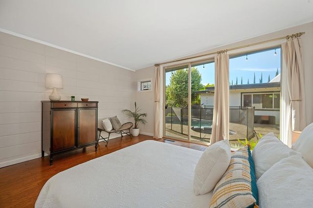 3925 Orangewood Dr, Fair Oaks, CA 95628