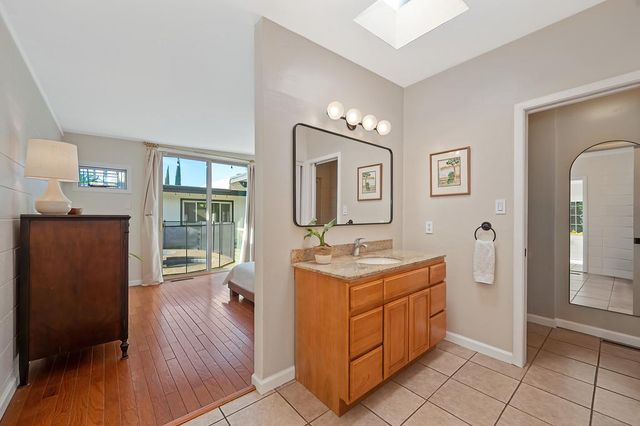 3925 Orangewood Dr, Fair Oaks, CA 95628