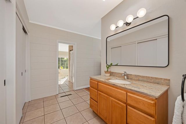 3925 Orangewood Dr, Fair Oaks, CA 95628