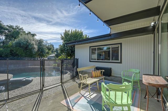 3925 Orangewood Dr, Fair Oaks, CA 95628