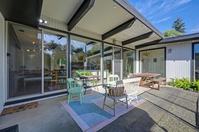 3925 Orangewood Dr, Fair Oaks, CA 95628