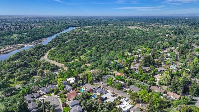 3925 Orangewood Dr, Fair Oaks, CA 95628