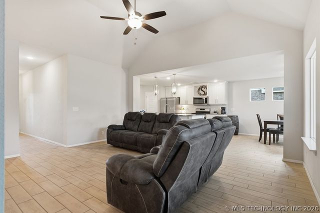 12008 N 131st East Avenue, Collinsville, OK 74021