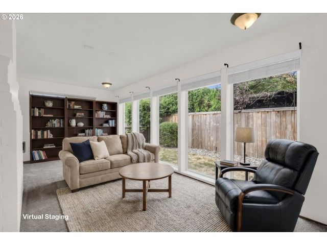 2406 Se BALBOA Dr, Vancouver, WA 98683