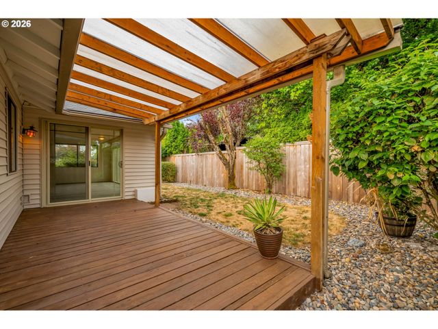 2406 Se BALBOA Dr, Vancouver, WA 98683