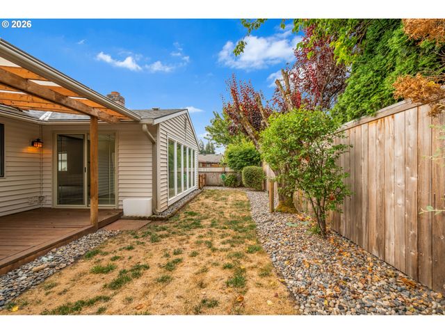 2406 Se BALBOA Dr, Vancouver, WA 98683