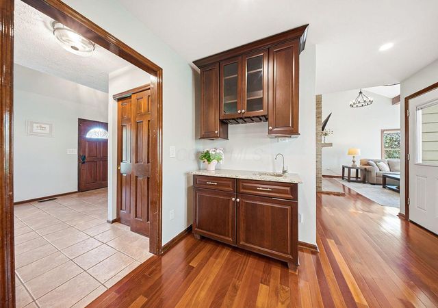 5301 Aryshire Drive, Dublin, OH 43017
