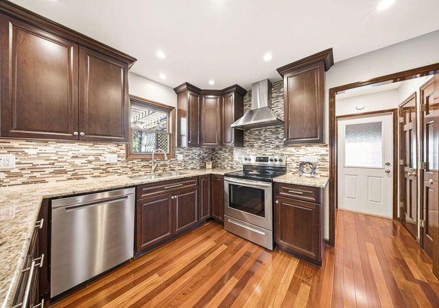 5301 Aryshire Drive, Dublin, OH 43017
