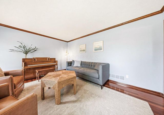 5301 Aryshire Drive, Dublin, OH 43017