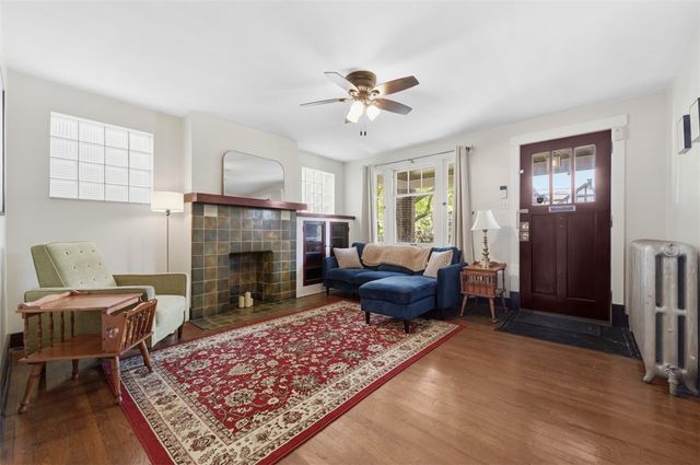 403 W Hutchinson, Regent Square, PA 15218