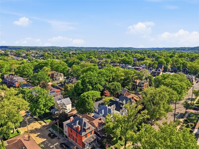 403 W Hutchinson, Regent Square, PA 15218