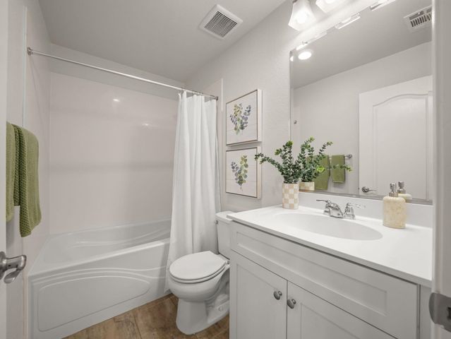 229 Spring Harvest, Hayward, CA 94544