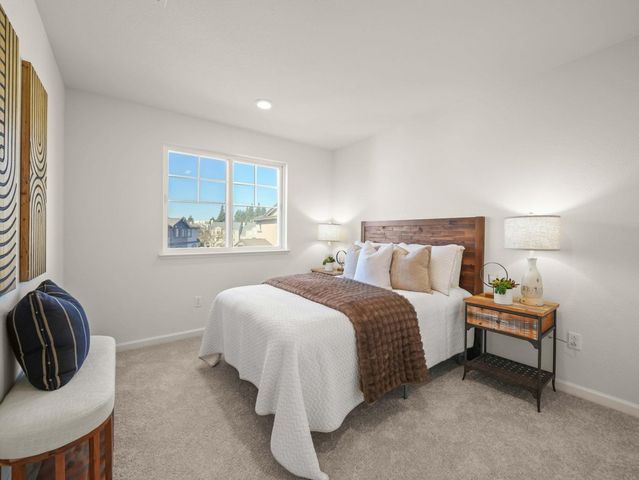 229 Spring Harvest, Hayward, CA 94544