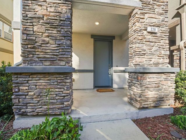 229 Spring Harvest, Hayward, CA 94544